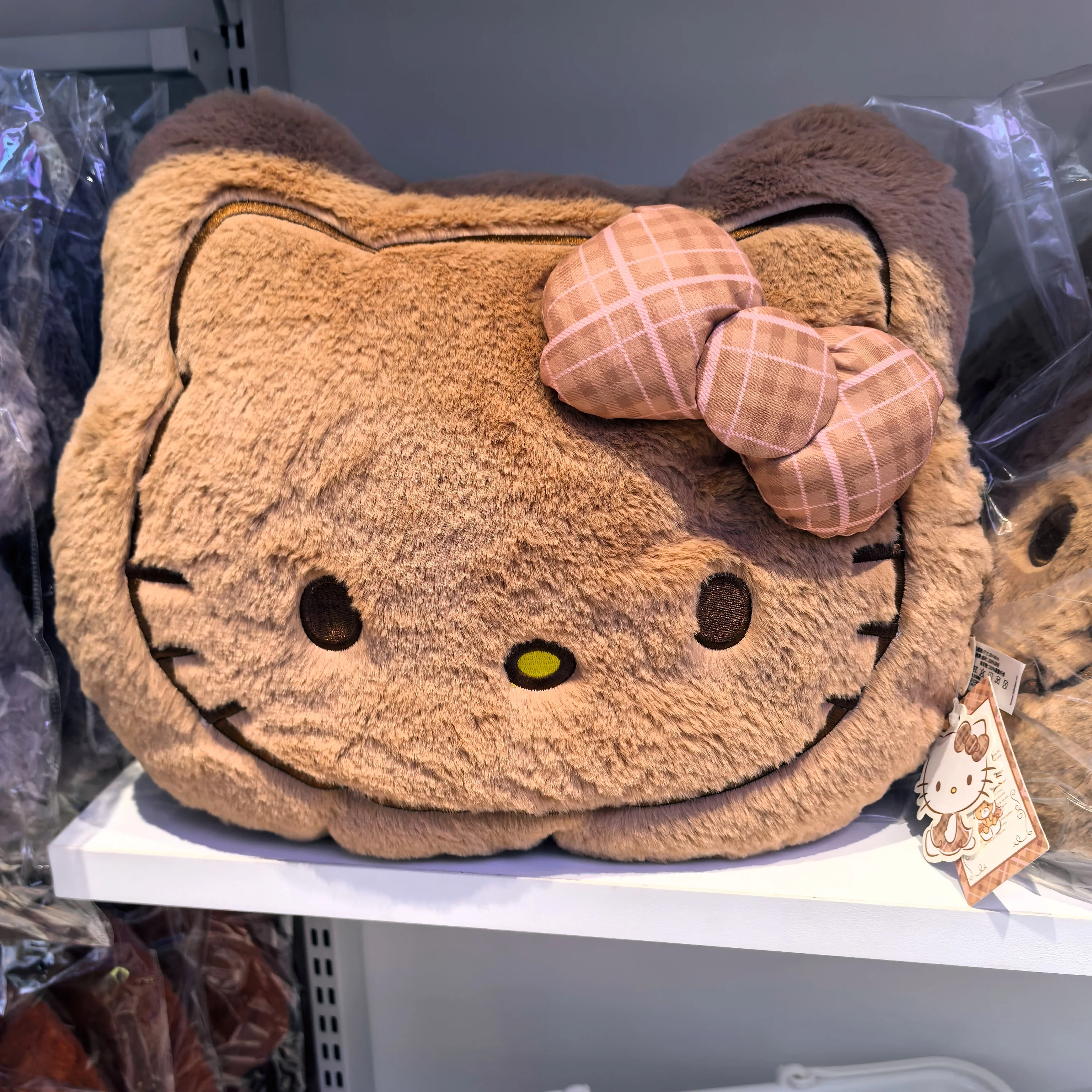 

Sanrio Hello Kitty Retro Plaid Throw Pillow Cover - Soft Plush Cushion for Sofa Bed Car Decor, 30x40cm Kawaii Gift Idea