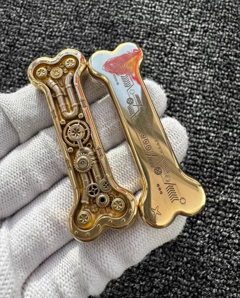 USED EDC HF EDC Spiny Light - Steam Bone Brass Carving EDC Metal Decompression Toy
