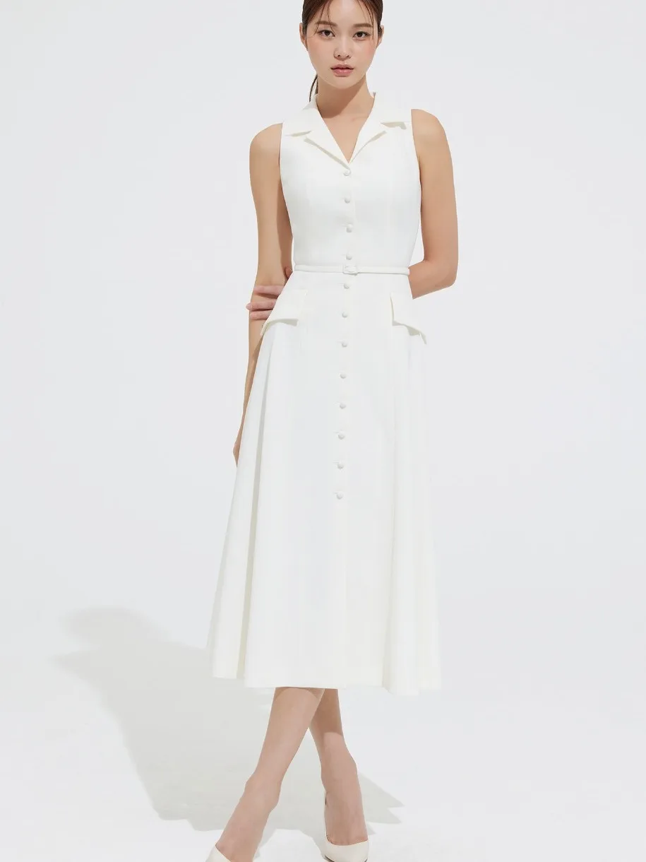 

Matte Acetate Sleeveless Dress with Waist-Cinching Design And Notch Collar for Commuting Women's Fashion Workwear Summer 2026