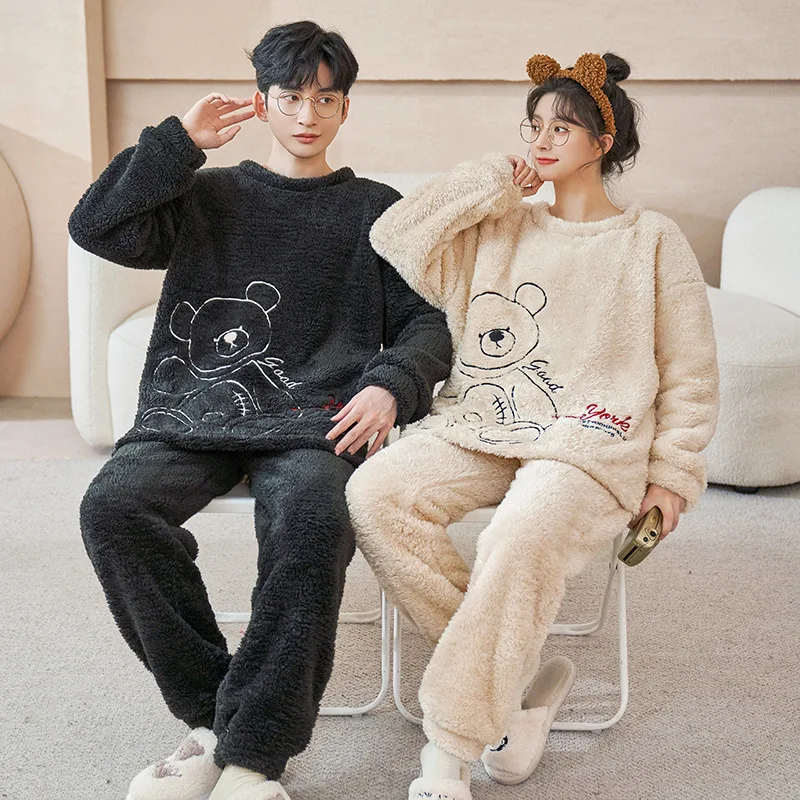 

Lover Flannel Sleepwear New Women Men Winter Warm Fleece Couples Pajamas Set Nightgown Cute Cartoon Pijamas Home Clothes New