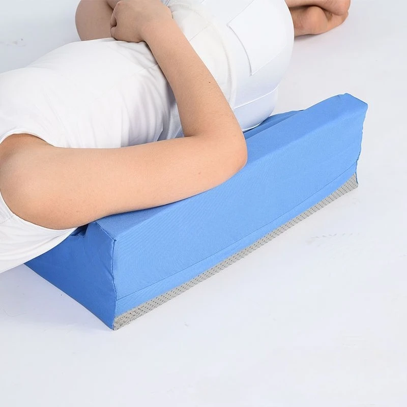 

Turning pad triangular pillow turning pillow triangle R-shaped turning pad patient side-lying cushion