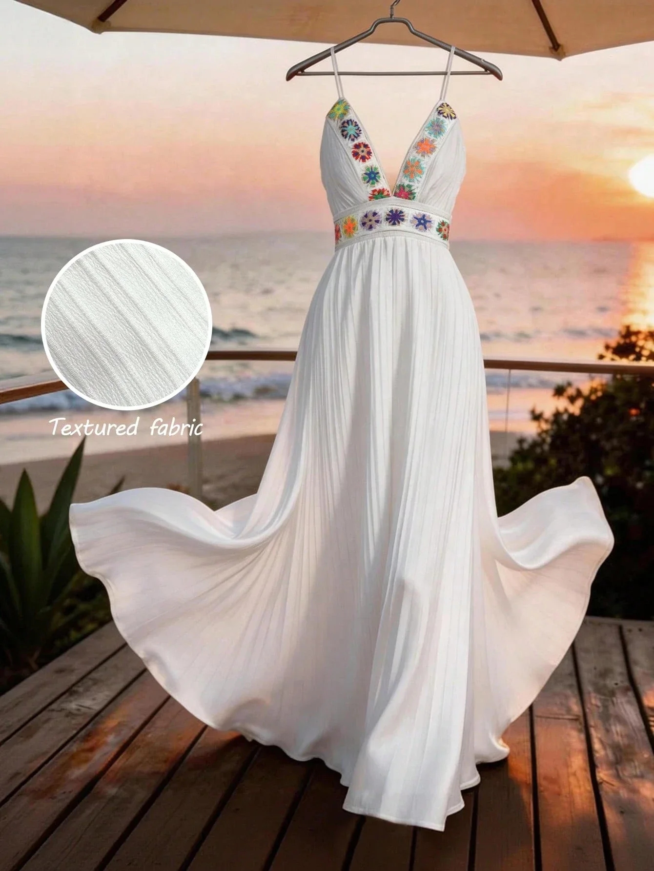 

Шикарное атласное платье макси без рукавов с драпировкой на талии и жемчужной отделкой