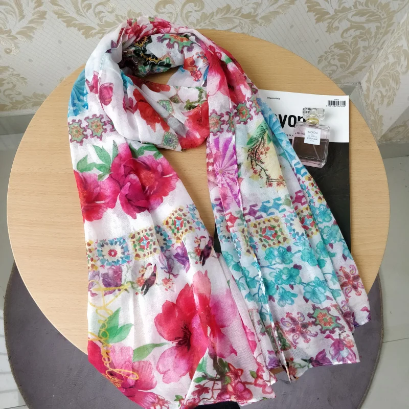 Foreign trade original single Spanish fashion trend new distinctive colorful  shawl dual-use scarf