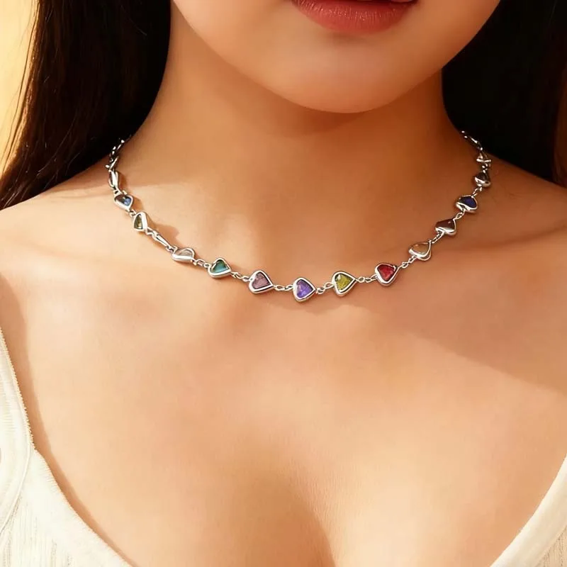 1 Piece Women Cute Colorful Heart Crystal Necklace Temperament Alloy Multicolour Short Chain Necklace For Girl