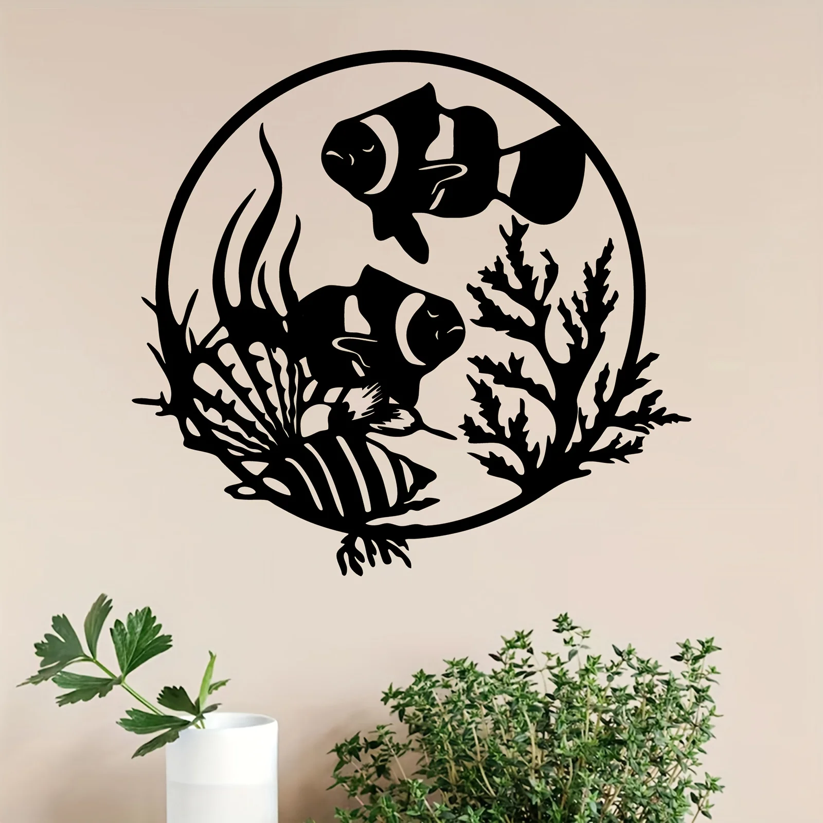 Metal Clownfish Wall Art, Rust-Resistant Iron Fish Statue for Bathroom Garden Fence Room Decor, Nemo-Style Marine Life Mural Und
