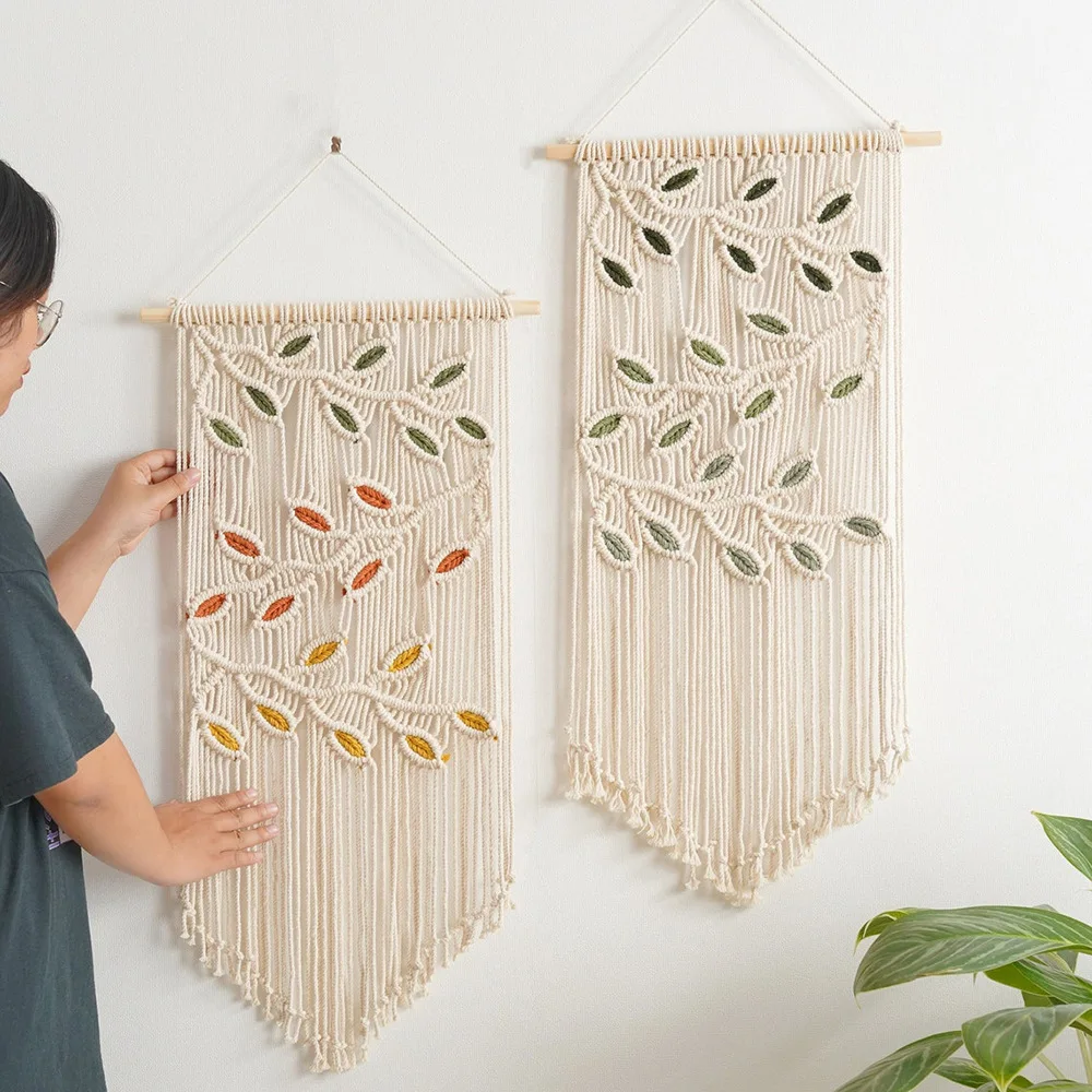 Bohemian hand-woven tapestry. Leaf flower cotton rope fringe wall hanging wall decoration, home gifts 40x80cm