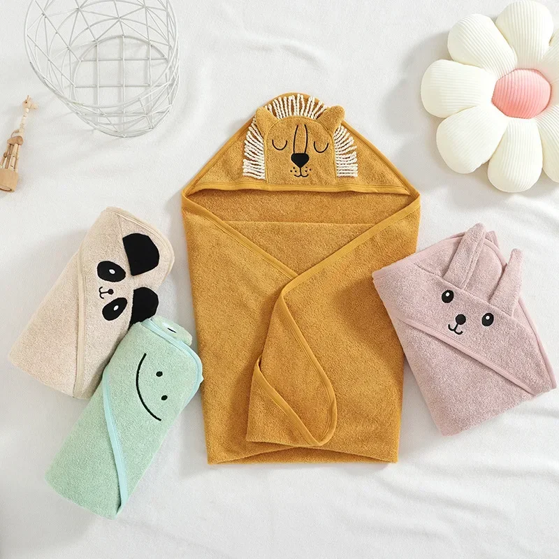 90x90CM Baby Bath Towel Super Absorbent Cute Animal Hooded Bathrobe Bathroom Cartoon Kids Beach Cloak Infant Large Towel