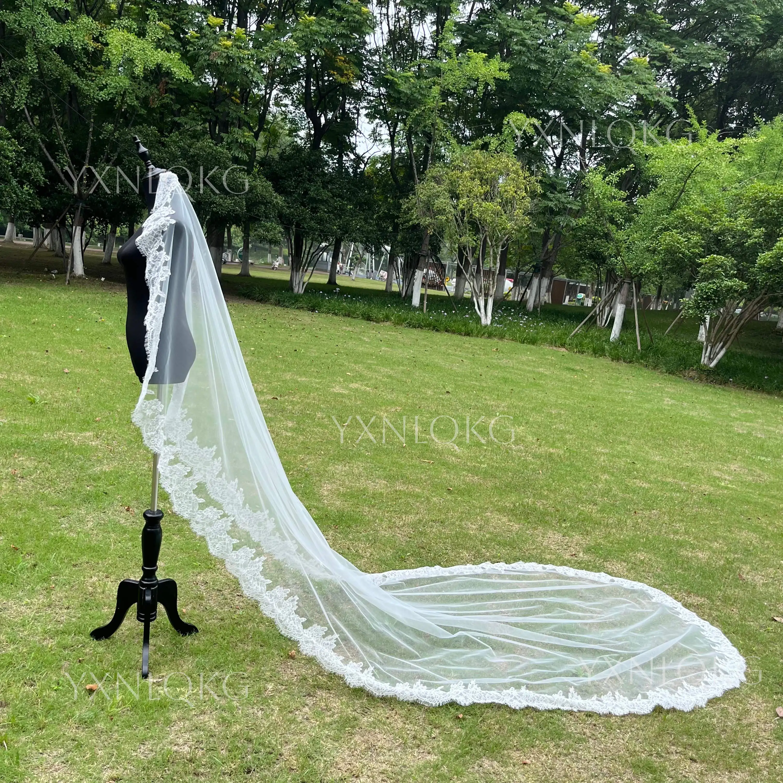 Thumbnail 4 - #9 Best Bridal Veils to Buy In 2026