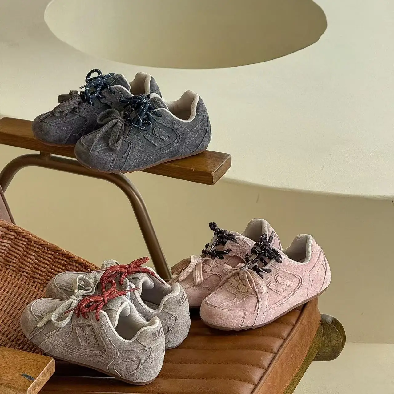 Kids Retro Suede Lace-up Sneakers Breathable Upper Non-slip Rubber Sole Casual Shoes for Toddler Boys Girls Daily Wear