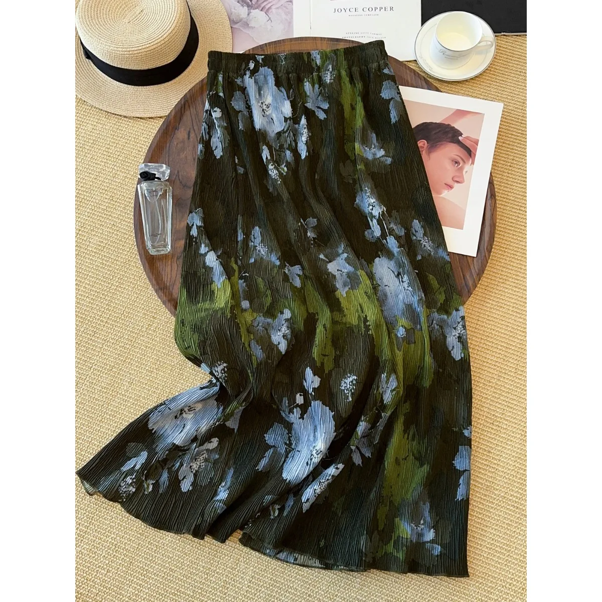 Retro Water-Media Print Pleated Elastic Waist Slim Fit Half-length Skirt for Women Summer Back Split Midi Skirt Beautiful Lon...