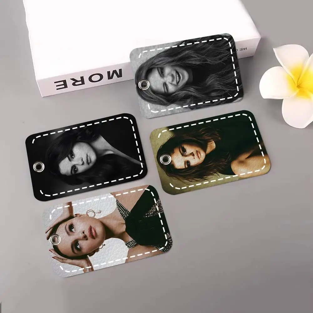 1pc S-Selena Gomez Singer Card Case Keychain Access Card Bag Key Tag Ring Leather Card Holder Key Ring Access