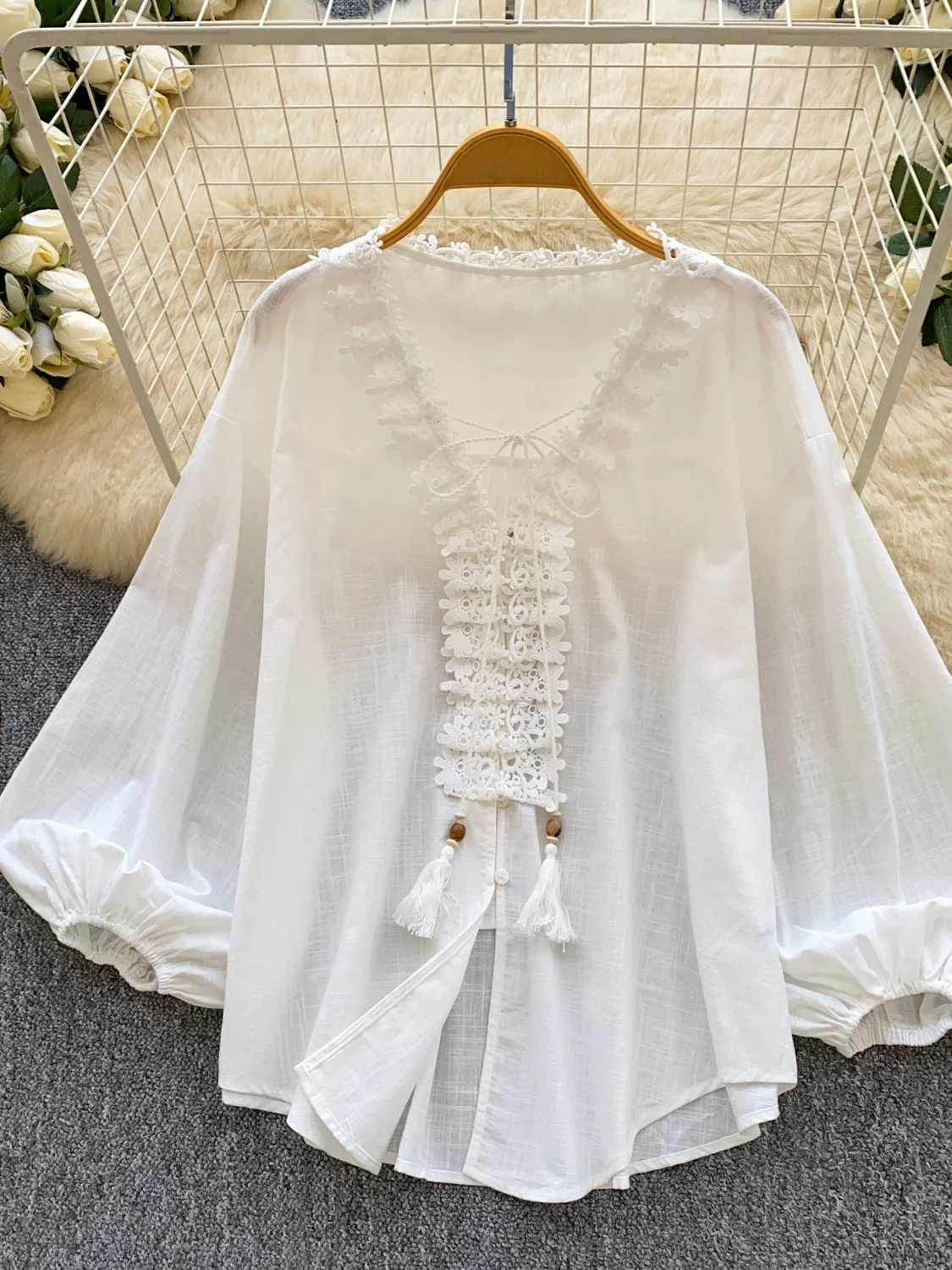 

White Lantern Sleeve Shirt Women's Korean Style Commute Fashion V-neck Embroidered Belted Open Cardigan Top Breathable Polyes...