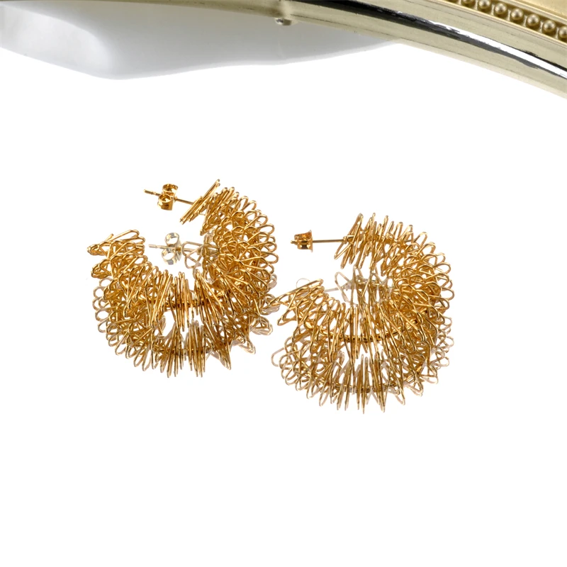 New Stainless Steel Spring Inlaid Pearl Earrings For Women Hollow Gold-plated C-shaped Irregular Earrings Jewelry