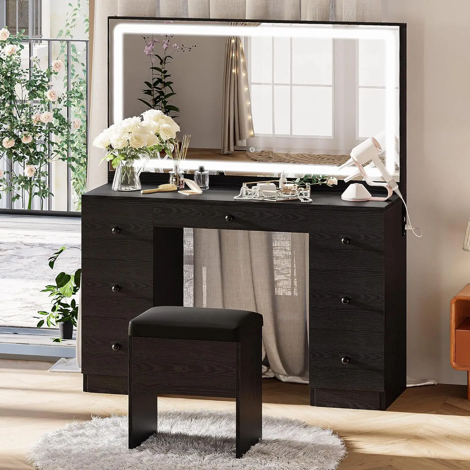 Bedroom studio dressing table Multi-layer storage cabinet Integrated with mirror dressing table Master bedroom dressing table