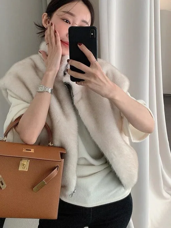 Chic Autumn Winter Workwear Style Double-Sided Wear Short Casual Warm Women's Vest Loose Fit Luxury Feel Outerwear Jacket