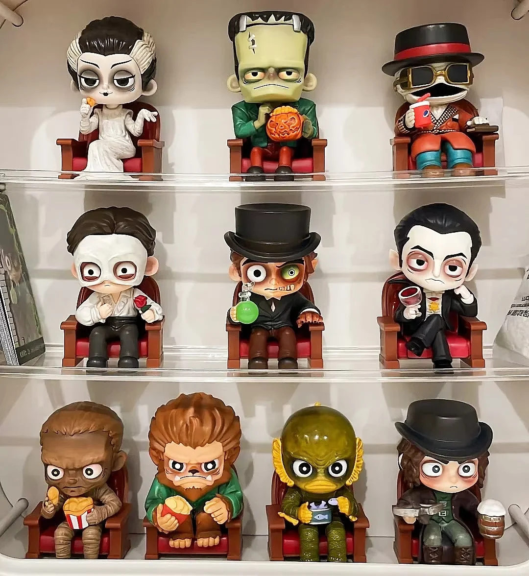 

Universal Monsters Blind Box Figures - Van Helsing, Dracula, Phantom Of The Opera Collection