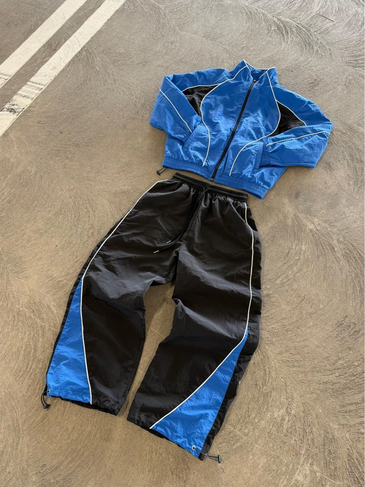 25 Year Y2K Street Style Early Autumn New Windbreaker, High Neck Zipper Jacket, Line Color Design, Niche Trendy Fashion Jacket,