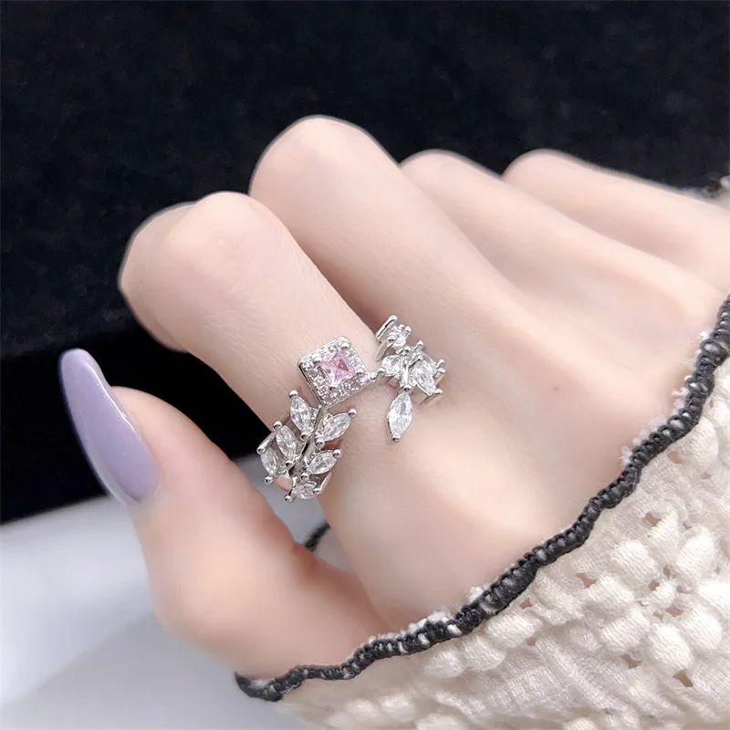 خواتم على شكل فيونكة من الماس بالكامل على الطراز الحلو للنساء من الفضة الطازجة والرائعة عيار 925 مرصعة بالأحجار الكريمة الوردية مجوهرات الخطوبة والزفاف