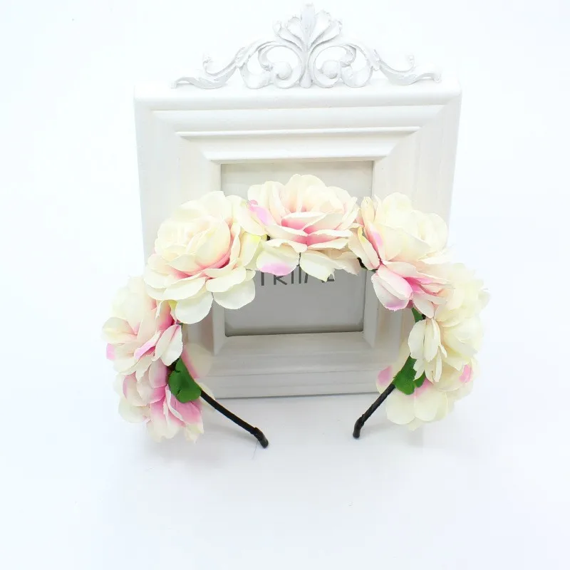 Floral Garland Romantic Wreaths Bride Garland Head Hoop Fashion Bohemian Bridal Flower Hair Accessories Children Headbands Gifts