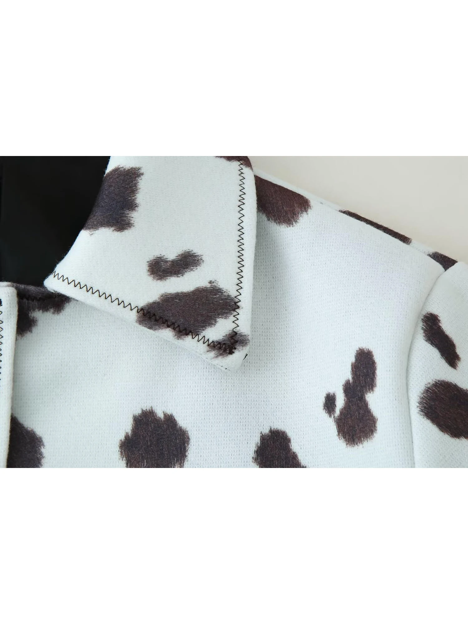 Women White Leopard Winter Jacket Coat Vintage Fashion Streetwear Long Sleeve Print Cropped Jacket Outerwear 2000s Clothes 2025