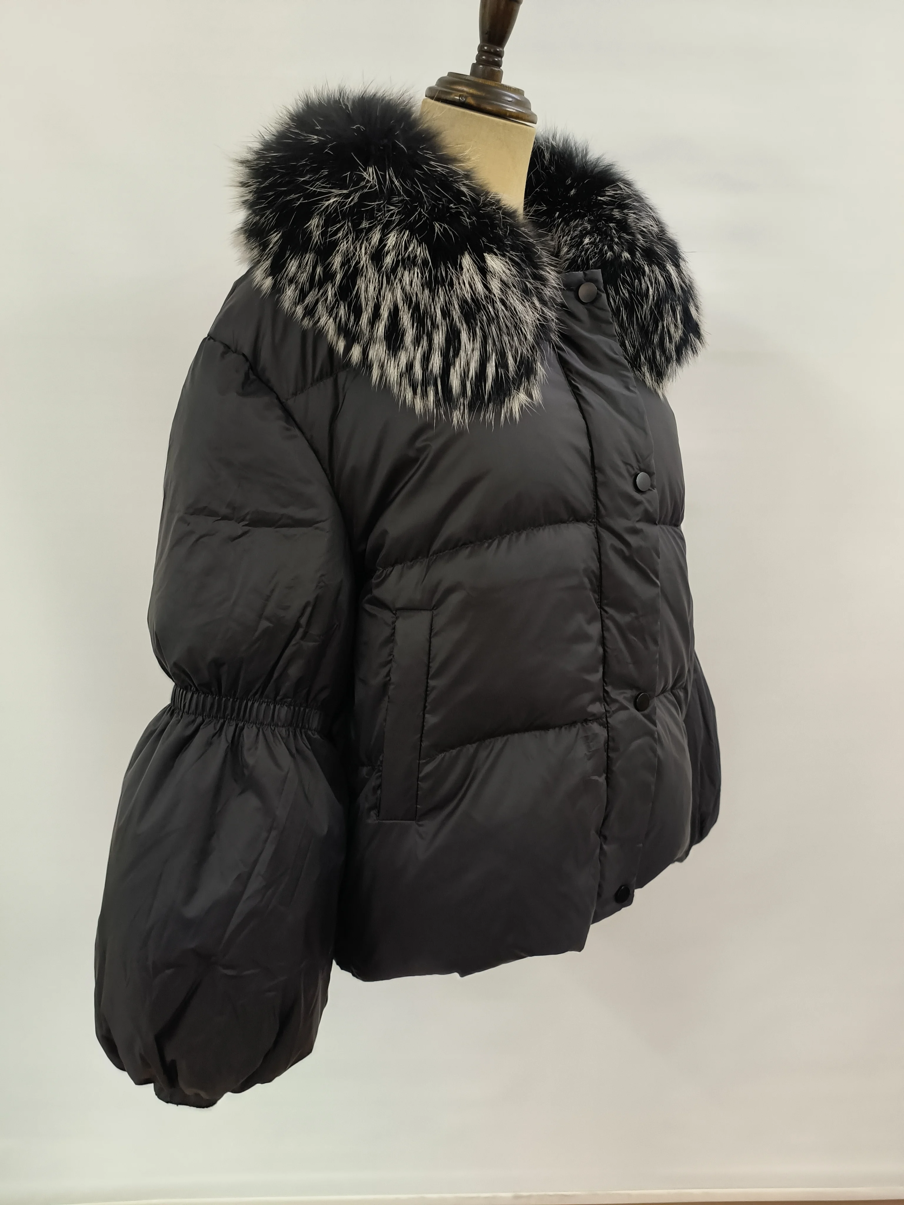 ホットセール高品質リアルラクーンファーカラーファッション冬新作レディースリアルラクーンファーダウンジャケットホワイトダックダウンコート