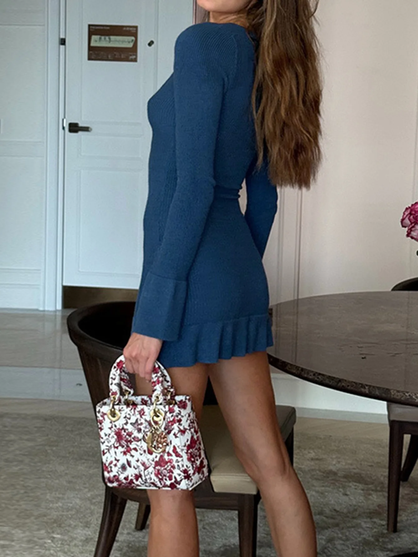 Women's Simple Plain V-Neck Mini Dress Autumn Long Sleeve Cut-Out Design Flounce Skinny Fit for Dating