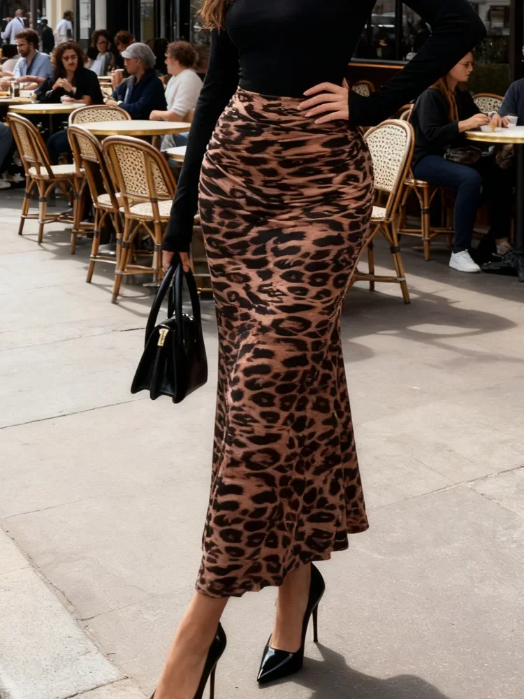 Gonna lunga stampata leopardata retrò moda donna gonne a coda di pesce sottili pieghettate a vita alta 2026 Lady Holiday Street Chic Wear Nuovo