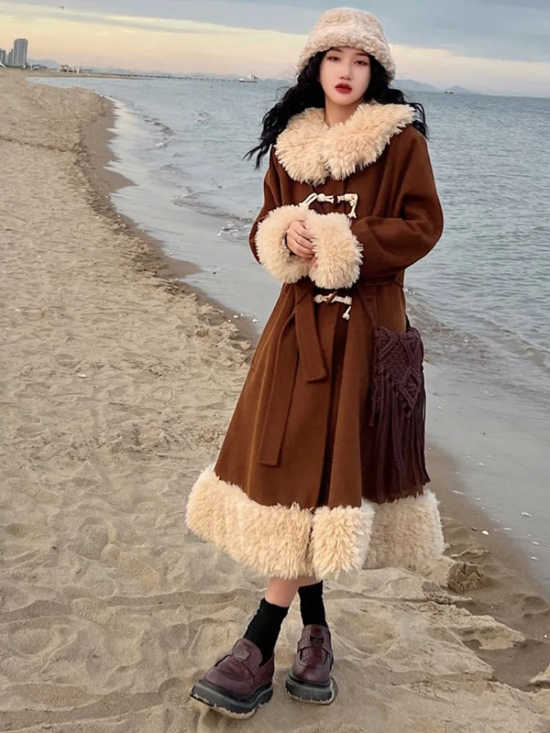 2025 New Brown Fur Stitching Mid-Length Coat Coat Autumn And Winter New Thickened Warm Woolen Coat For Women