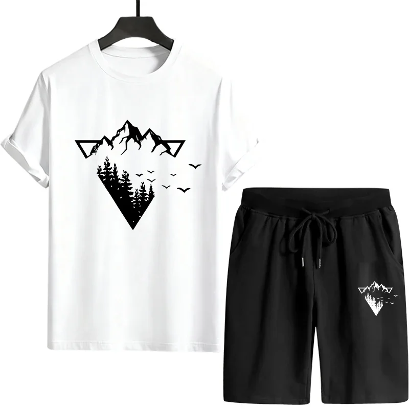 

Летний однотонный мужской спортивный костюм: футболка с коротким рукавом и шорты на шнурке. Универсальный, повседневный, качественный, для активного отдыха и бега.