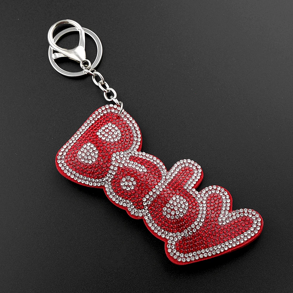 Roter Baby-Buchstaben-Schlüsselanhänger für Paare, Kinder, vollkristallbesetzter Taschenanhänger, Studentenrucksack-Anhänger, Liebesanhänger, Logo-Schlüsselanhänger, Schmuckgeschenke – Detail 4