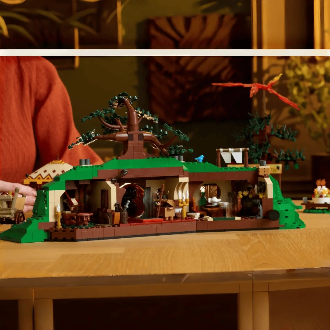 

Classic Promotion 10354 The Rings The Shire Modular Castle Model Building Blocks 2017pcs Creative Assembly Bricks Toys Kids Gift