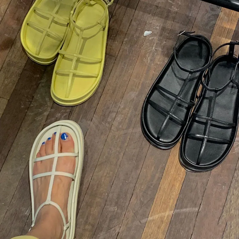 

Сандалии женские в римском стиле, натуральная кожа, толстая подошва, узкие ремешки, пляжная обувь на плоской подошве, с пряжкой, открытый носок, белые, на лето