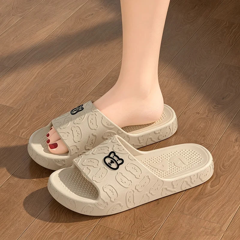 Women's Slippers Summer Cartoon Bear Indoor Lightweight Soft Sole Home Slides EVA Non Slip Bathroom Beach Outdoor Shoes Couple