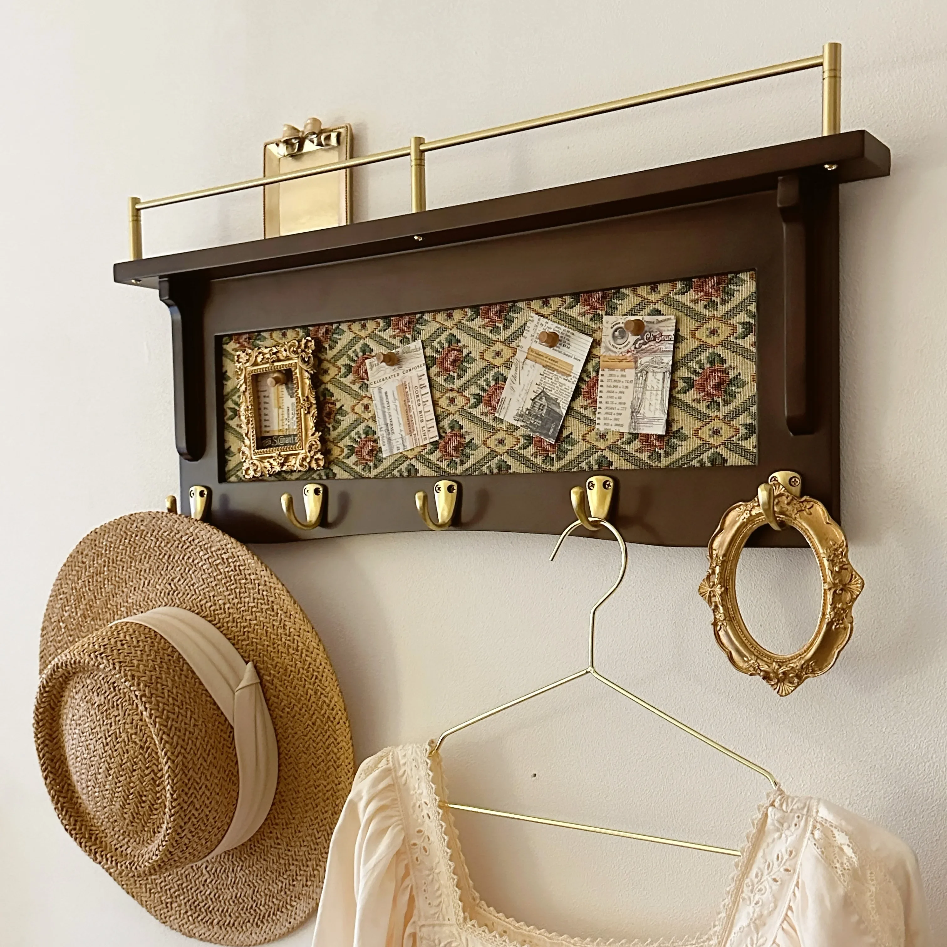 Message board Photo board Foyer porch Bedroom Solid wood coat and hat hook