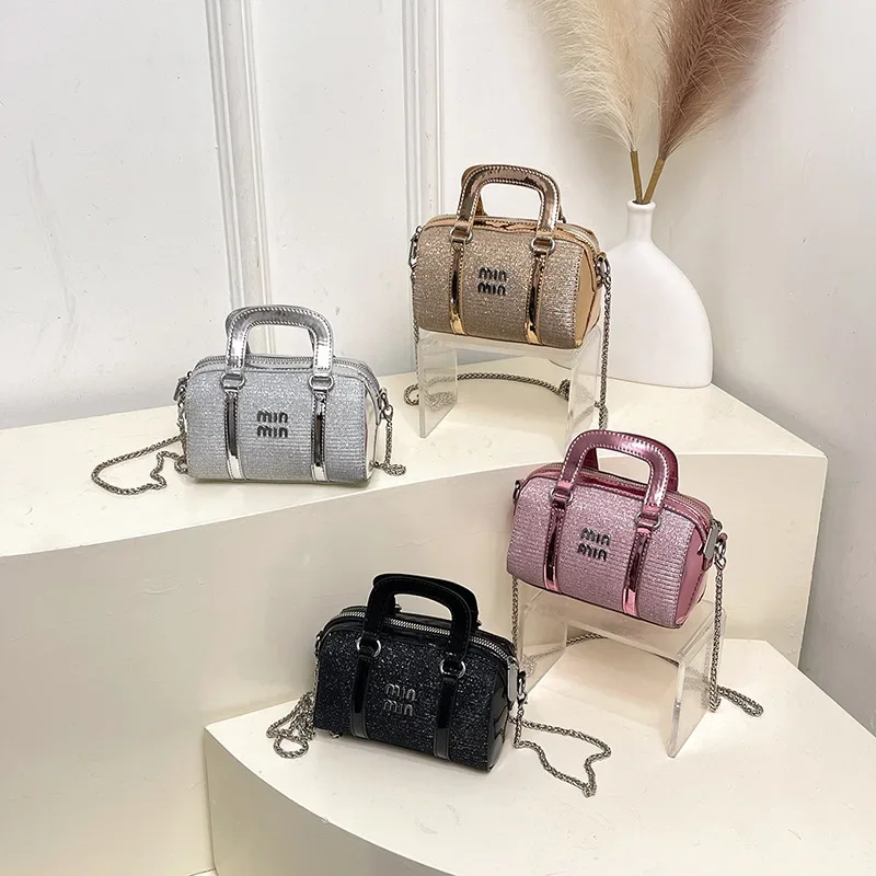 

2025 Glossy Boston Bag Trendy Two-Way Shoulder & Hand Carry New Arrival Women's Fashion Purse with Adjustable Strap Daily Use