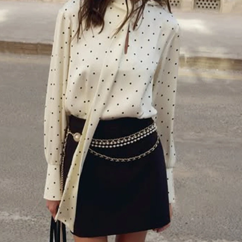 

2025 Autumn New Polka Dot Turn-down Collar Tie Top Fashionable Elegant Slim Women's Shirt