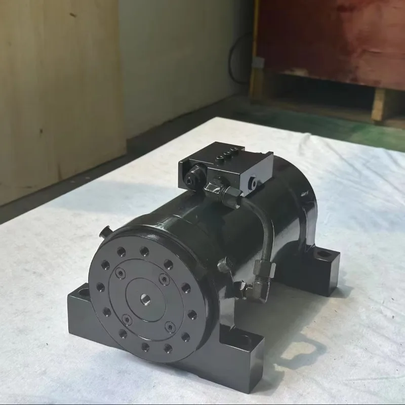 

Installation of hydraulic rotary actuators for drilling giant bolts