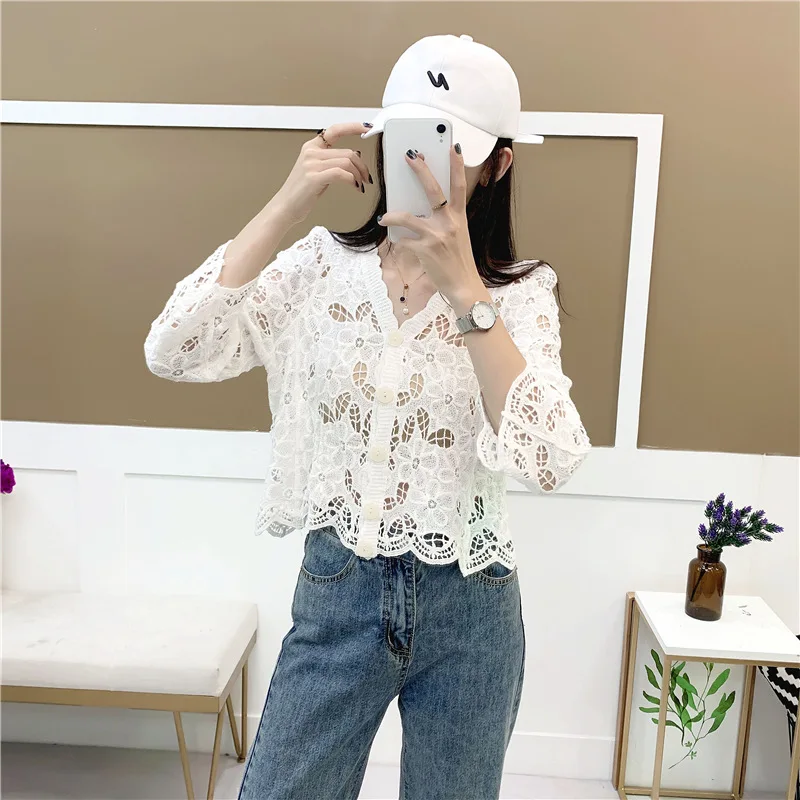 Fairy Temperamental Hollow-out Crocheted Top 2024 Spring/Summer Loose Slimming V-Neckline Short Knitted Cardigan Ins Women