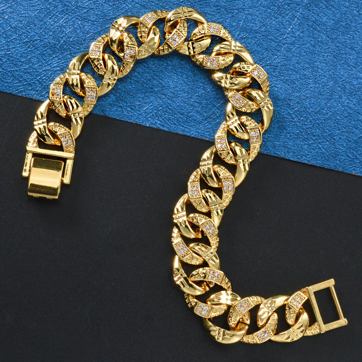 

Gold Plated Copper Bracelet for Women Men Hip Hop Cuban Chain Luxury Light Chunky Curb Link Jewelry Gift Christmas Valentine