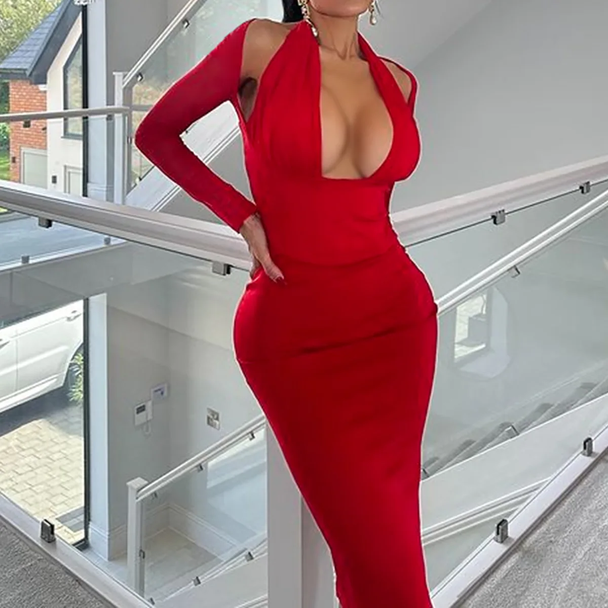 

Women's Autumn Long-sleeved dress Amazon Sexy Deep V-neck Lace-up Hollow-out Pleated Hip Skirt