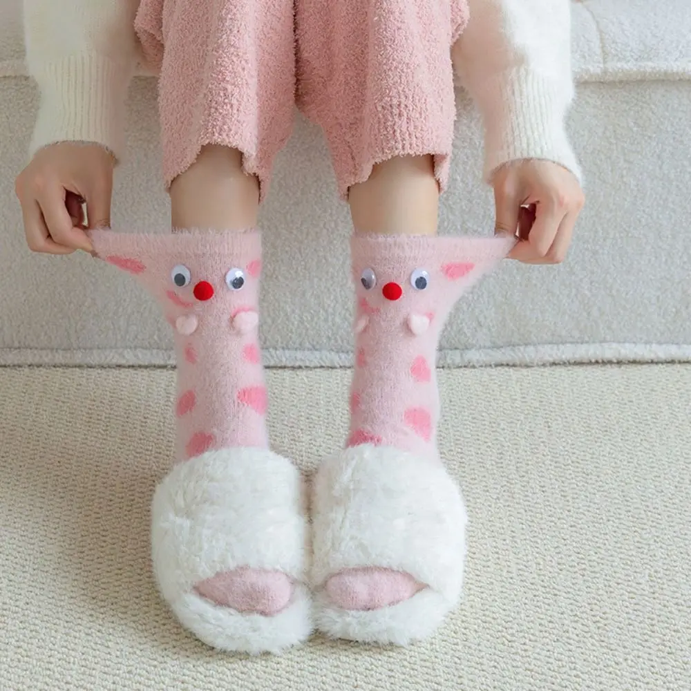 

Модные носки из меха норки с мультяшными глазами, мягкие плюшевые носки в горошек с милыми глазами, чулочно-носочные изделия, носки для сна, женские и женские