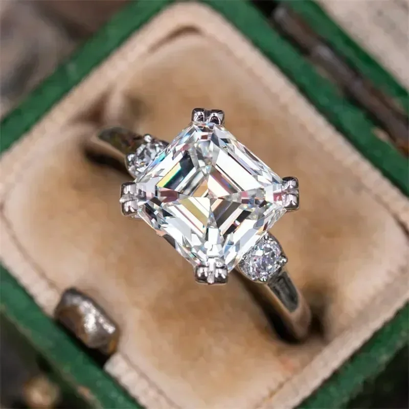 2026 Classic Princess Square Cubic Zirconia Wedding Bands Women's Rings High Quality Silver Plated Proposal Engagement Jewelry