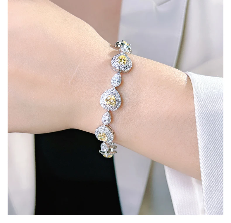 Fashionable and Luxury Artificial Yellow Diamond Heart Inlaid High Carbon Diamond 925 Silver Bracelet Versatile Wedding Jewelry