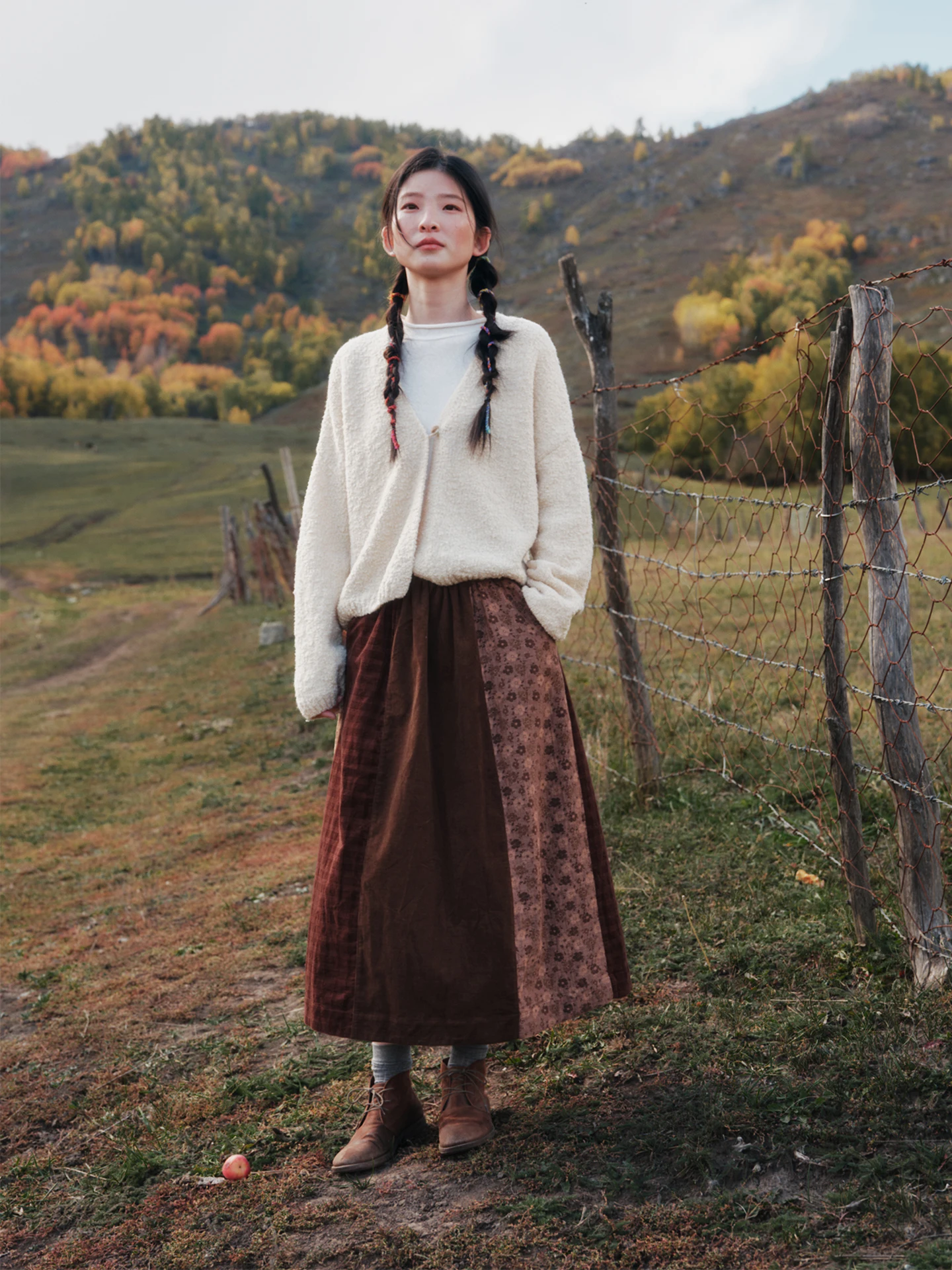 Gentlewomen Corduroy Static-Dissipative Half Skirt with Mountain And Willow Pattern Cotton 100% Autumn Season Women's Skirt