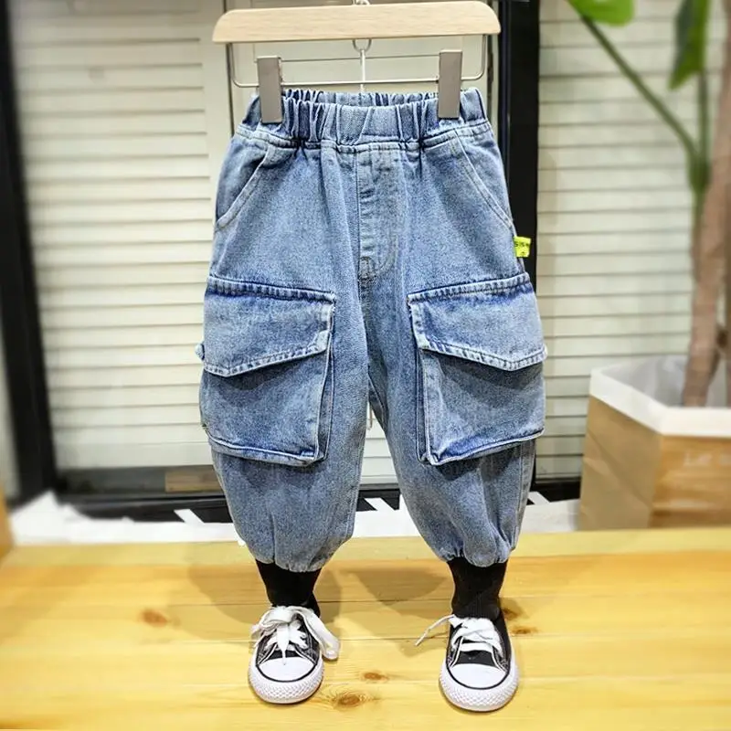 Pantaloni per ragazzi versione primavera e autunno Jeans stampati per ragazzi pantaloni per bambini per bambini abiti da lavoro larghi pantaloni