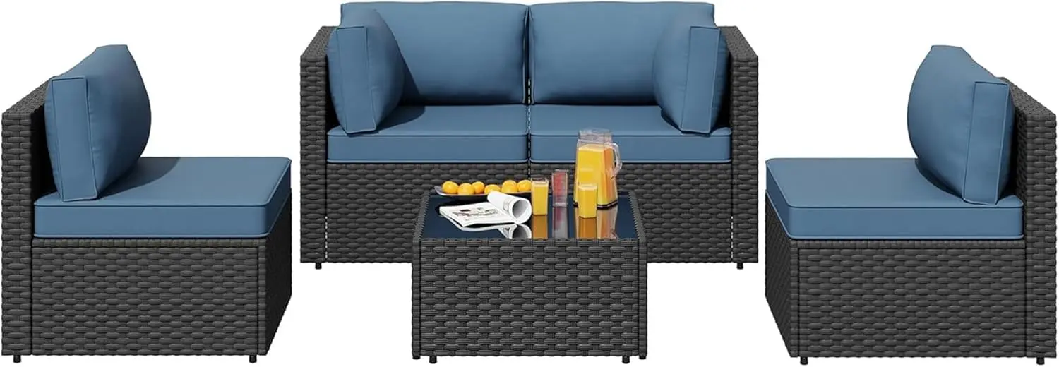 

Комплект садовой мебели из 5 предметов: модульный диван из всепогодного ротанга с низкой спинкой, журнальный столик и моющийся диван для отдыха на открытом воздухе