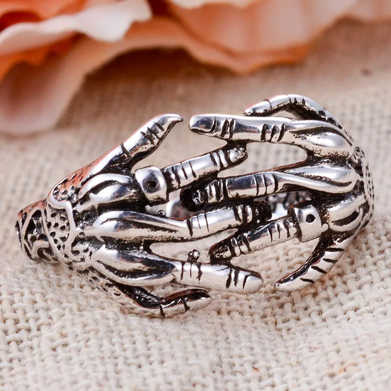 New Arrival Personality Skeleton Hand Retro Thai Silver Female Rock Hip Hop Rings For Women Party Gifts No Fade