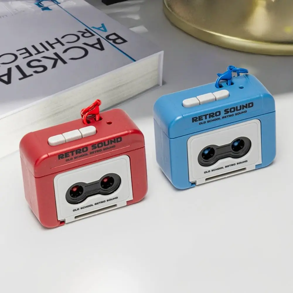 Cassette Recorder Music Key Chain Vintage Commemorate Holder Wall Keychain Mini Player Storage Box Key Storage Holder