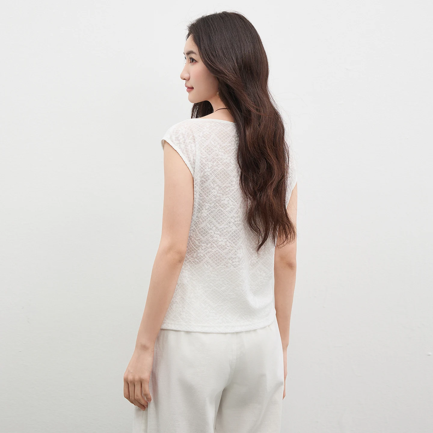 SENTUBILA Women's Two-Way Neck Top 2026 Summer New Elegant White Ruched Hem Asymmetrical Design Textured Lace T-shirt 162SA4774