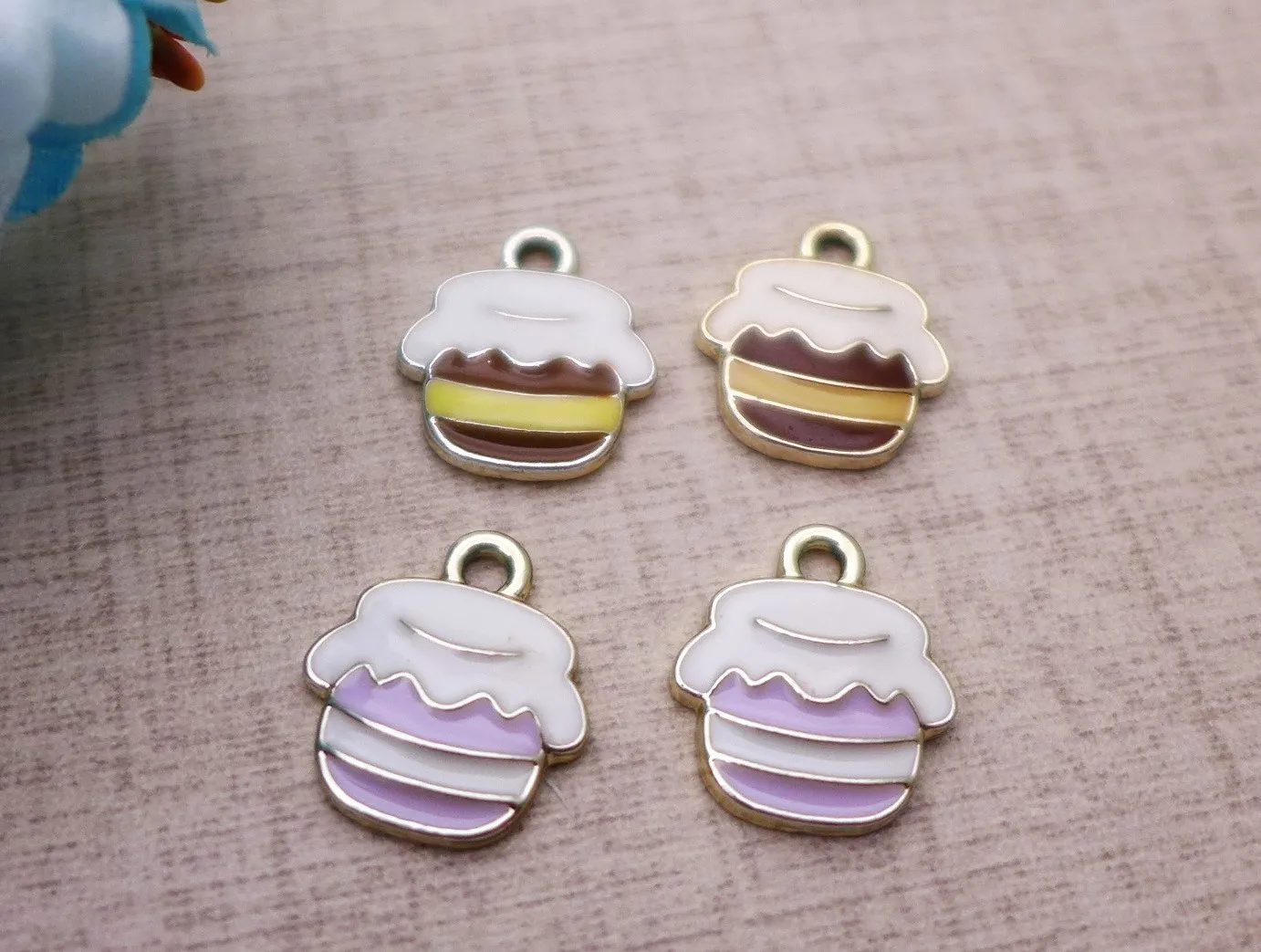 100Pcs 13X15 Mm Bee… - image